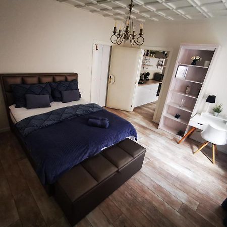 Il Paradiso Di Malasits Győr Eksteriør bilde